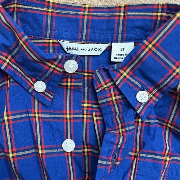 Janie and Jack plaid button down. Size 2T - Picture 3 of 3